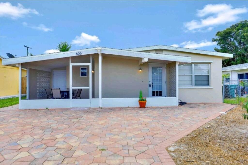Comfy 3 Bedroom With Parking & Close To Everything North North Naples エクステリア 写真