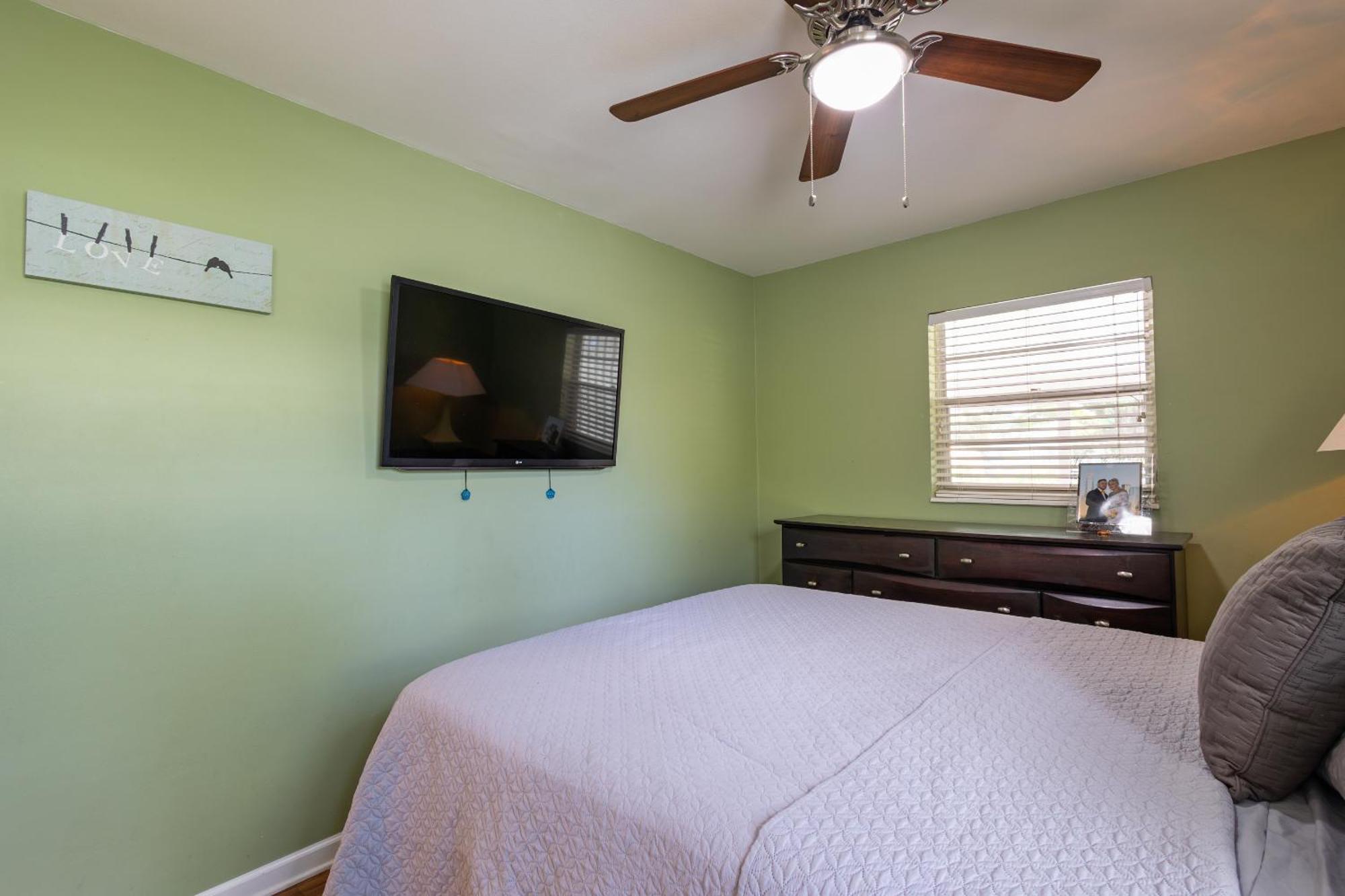 Comfy 3 Bedroom With Parking & Close To Everything North North Naples エクステリア 写真