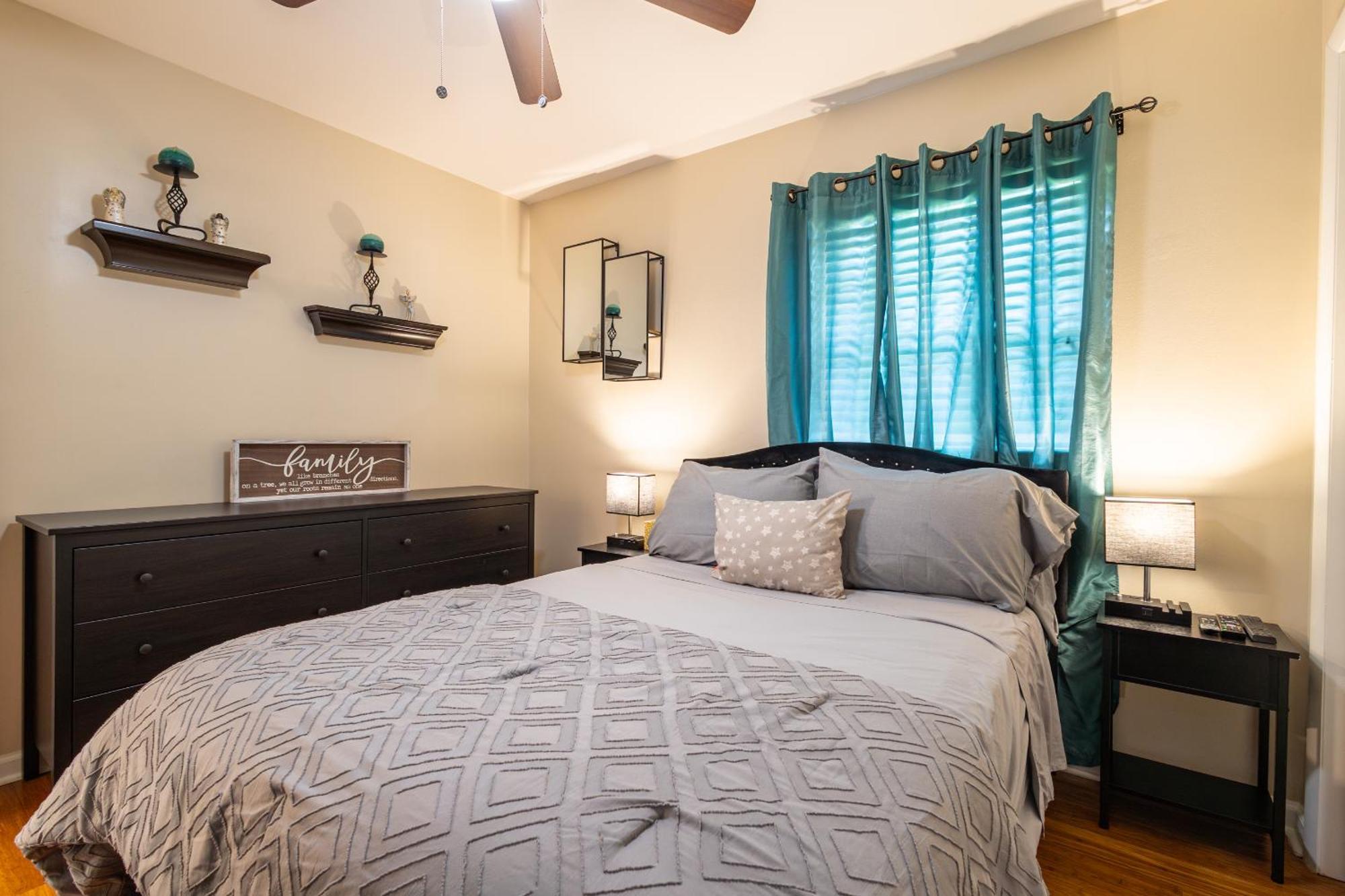 Comfy 3 Bedroom With Parking & Close To Everything North North Naples エクステリア 写真