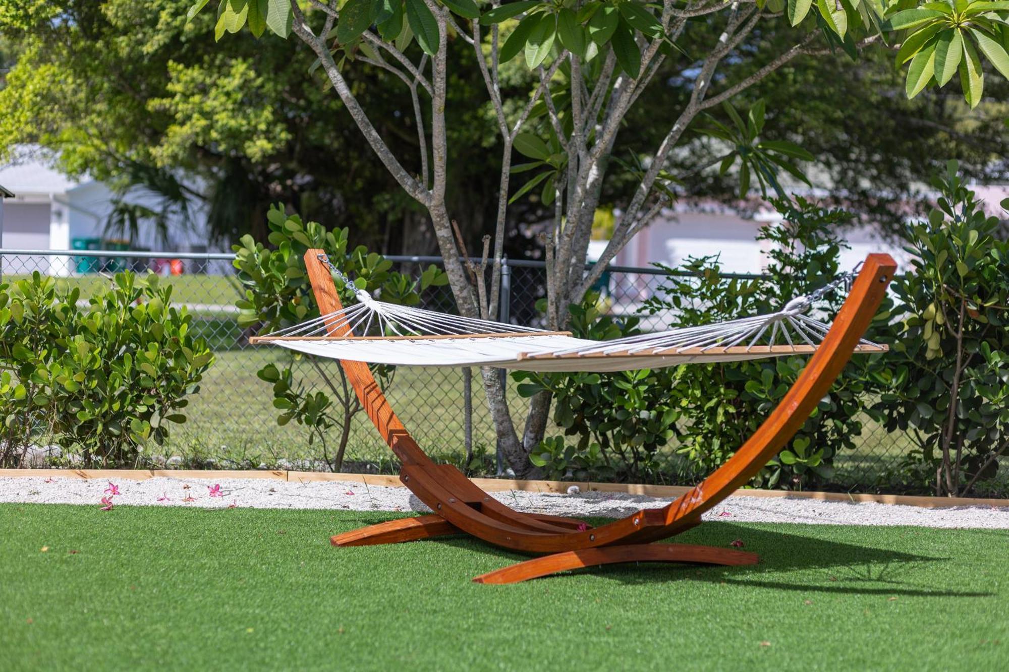 Comfy 3 Bedroom With Parking & Close To Everything North North Naples エクステリア 写真